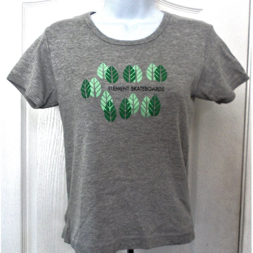 💕 3/$25 💕 Element Skateboarding Tee Shirt Youth L